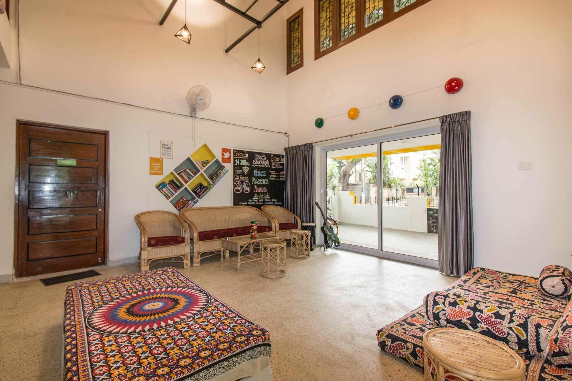 Backpacker Panda Bengaluru Hostel Εξωτερικό φωτογραφία